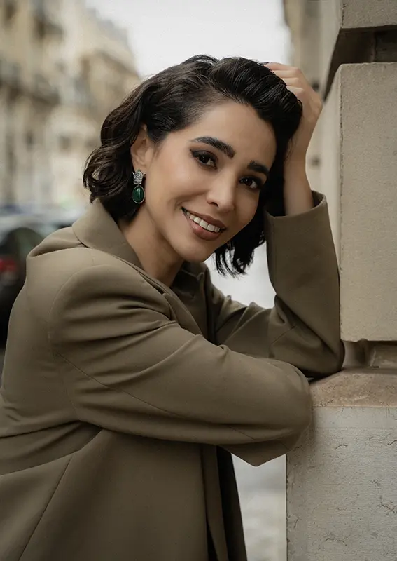 Sara Darshaniya | Best Wedding Photographer in Paris