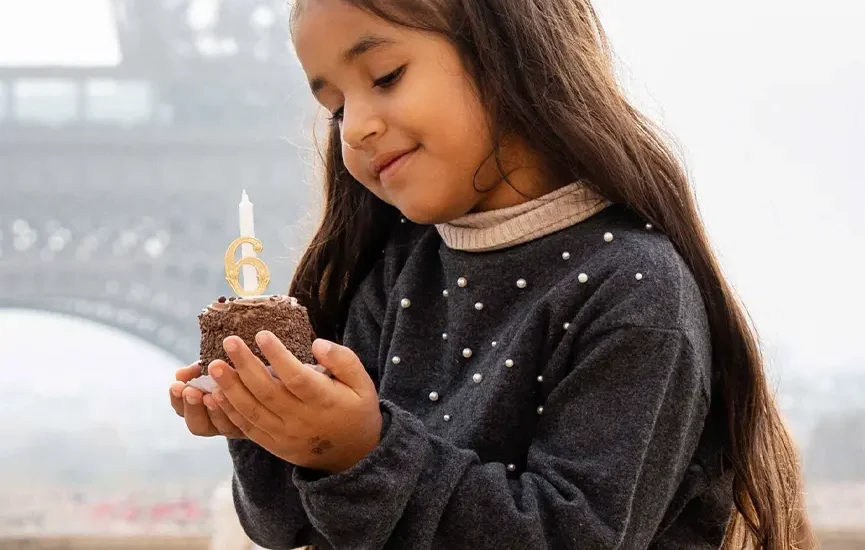 Niki photography by Darshaniya Gallery in Paris