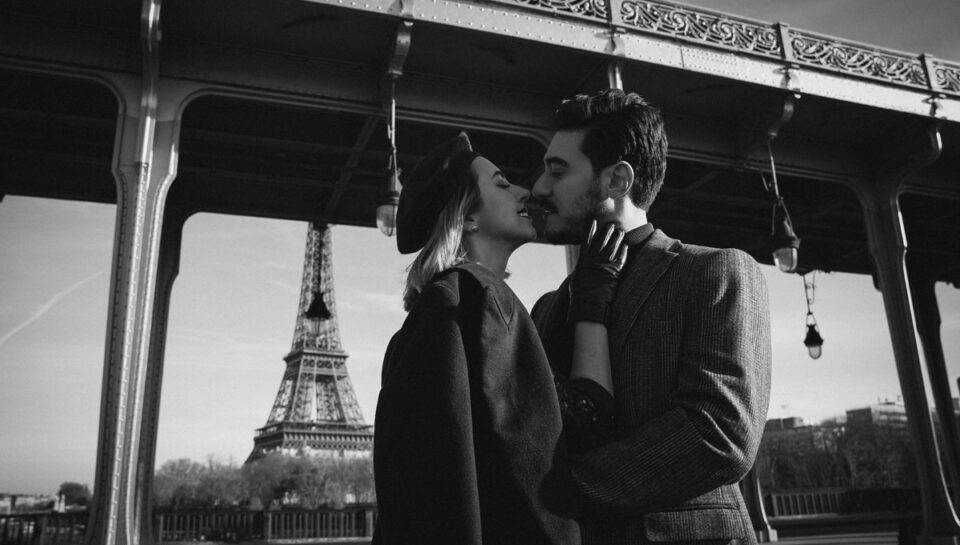 Why Paris Is the Perfect City for a Wedding Photoshoot